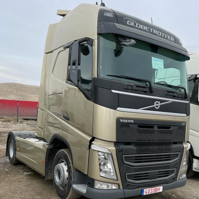 VOLVO