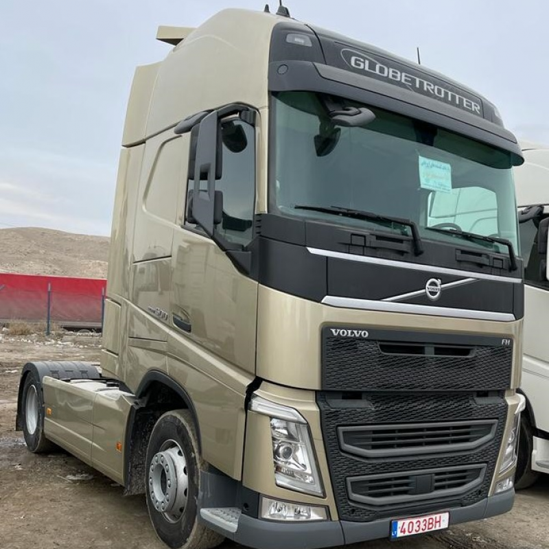 VOLVO