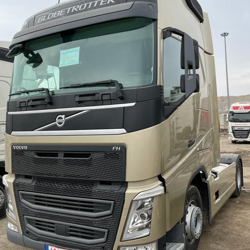 VOLVO